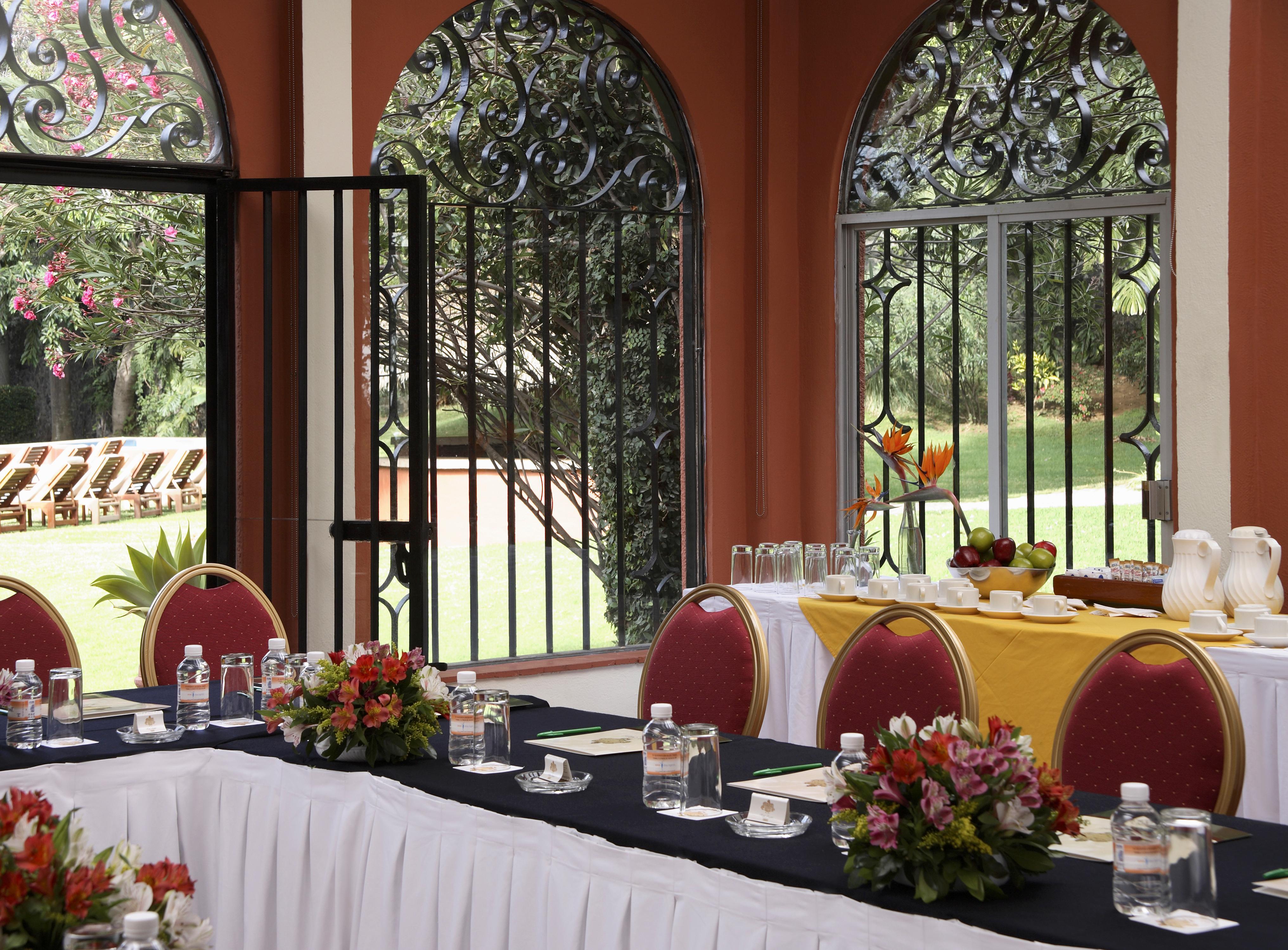 Hotel Racquet Куэрнавака Экстерьер фото