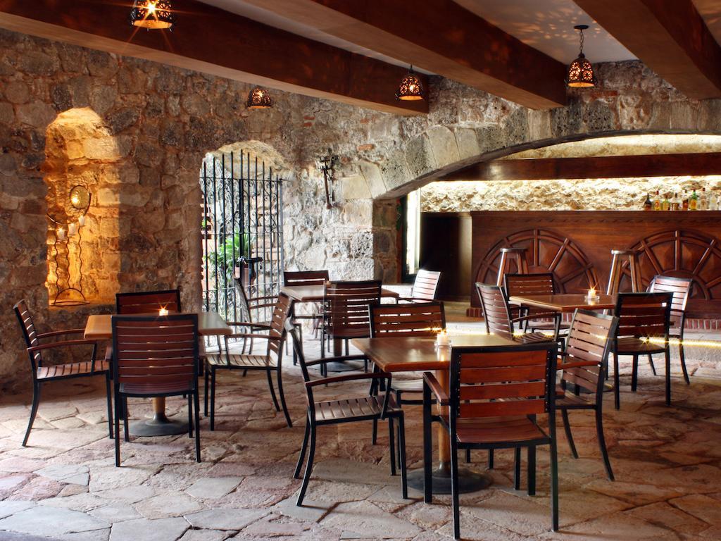 Hotel Racquet Куэрнавака Экстерьер фото
